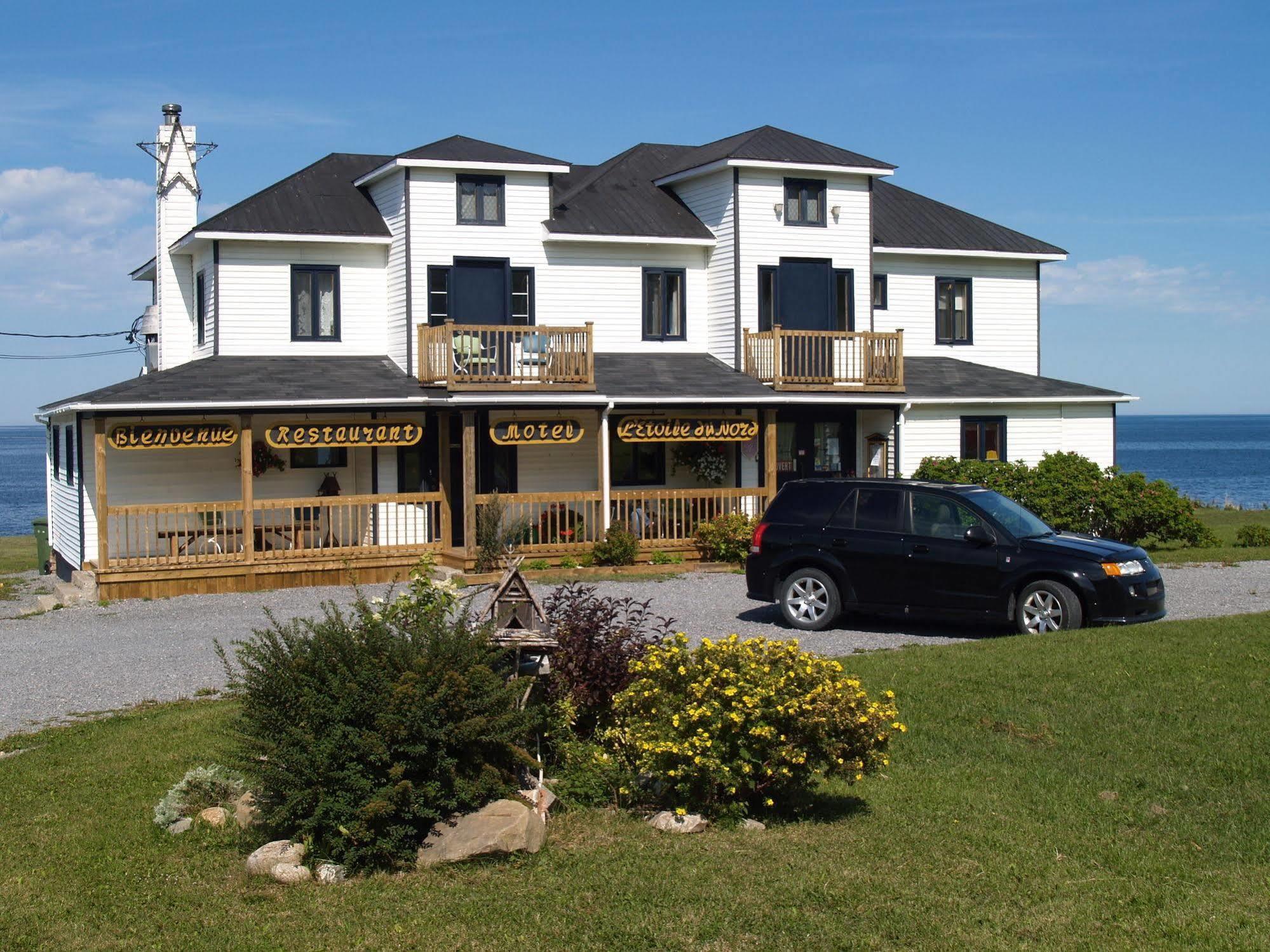 Restaurant-Motel L'Etoile Du Nord Pointe a la Fregate Esterno foto