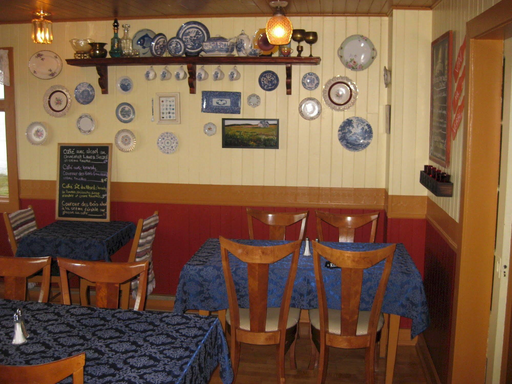 Restaurant-Motel L'Etoile Du Nord Pointe a la Fregate Esterno foto